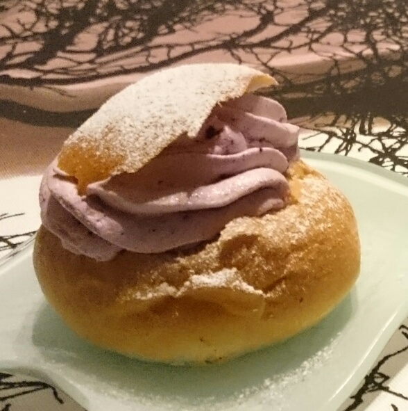 Fikaのお供はSemla!